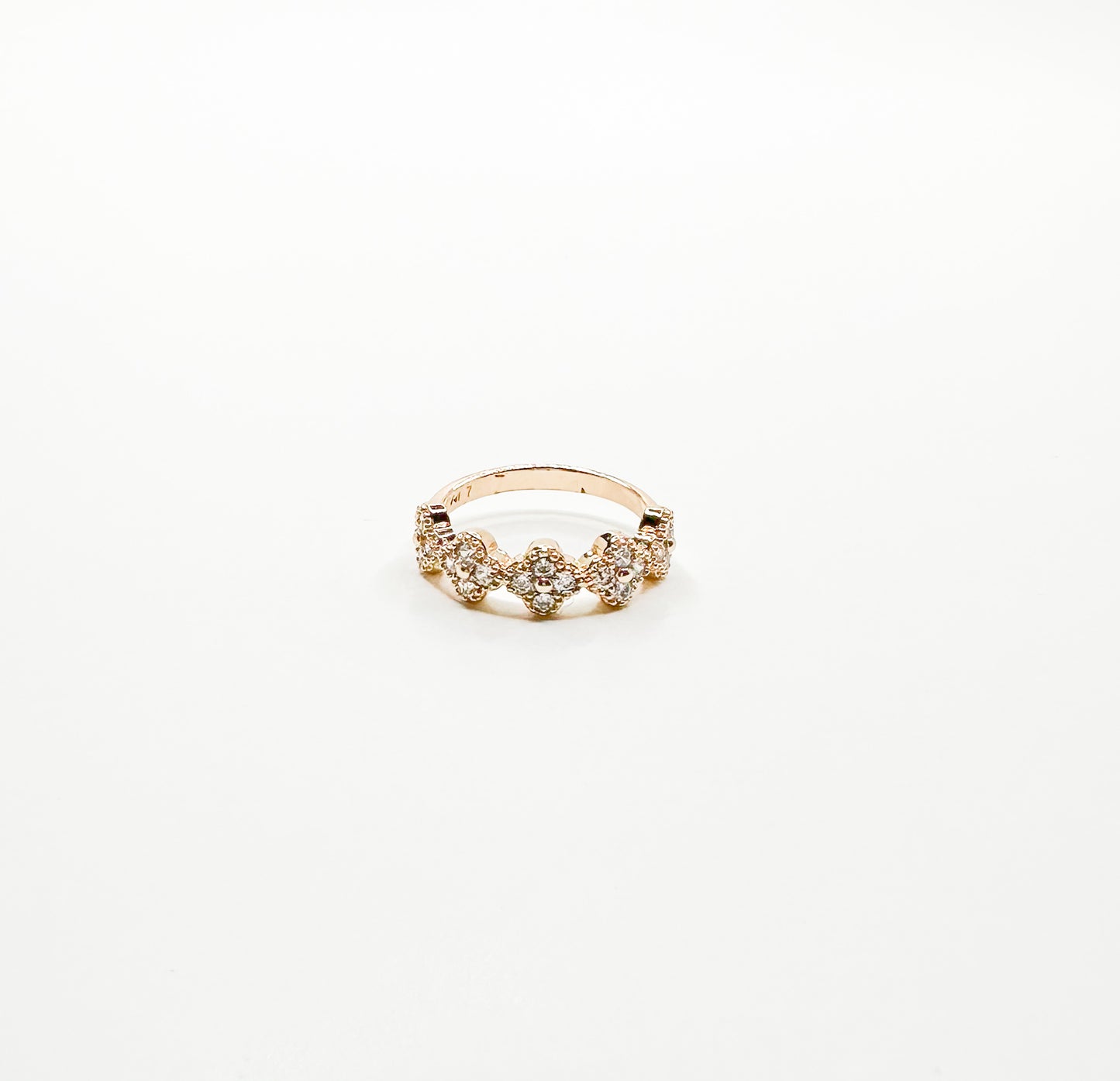 Clover Ring