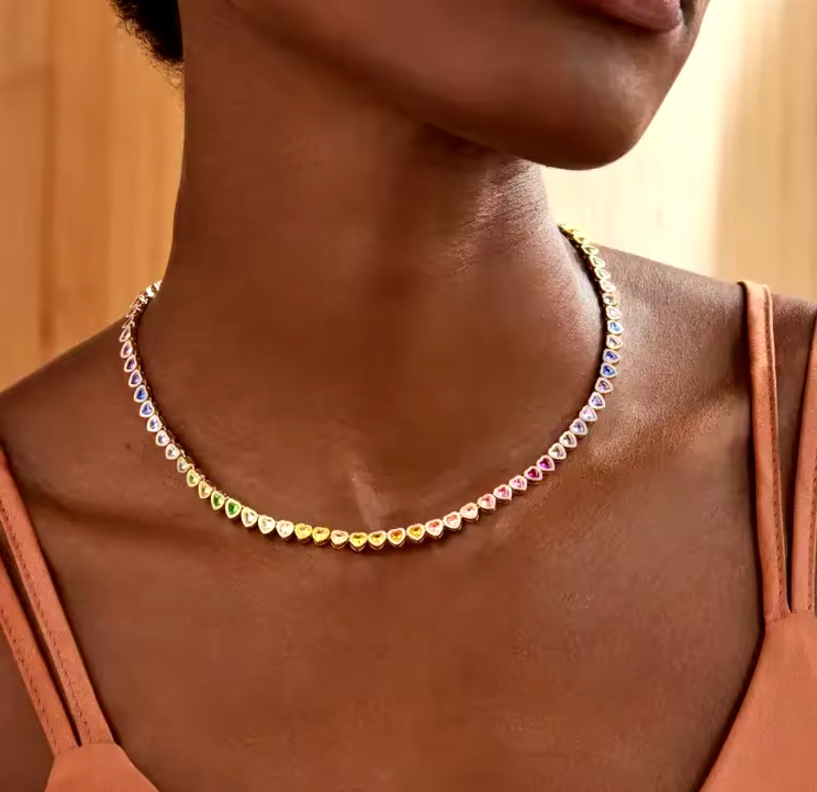 Color heart choker